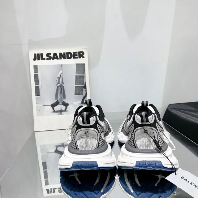 Balenciaga Track Trainer tênis chunky branco cinza preto azul 5