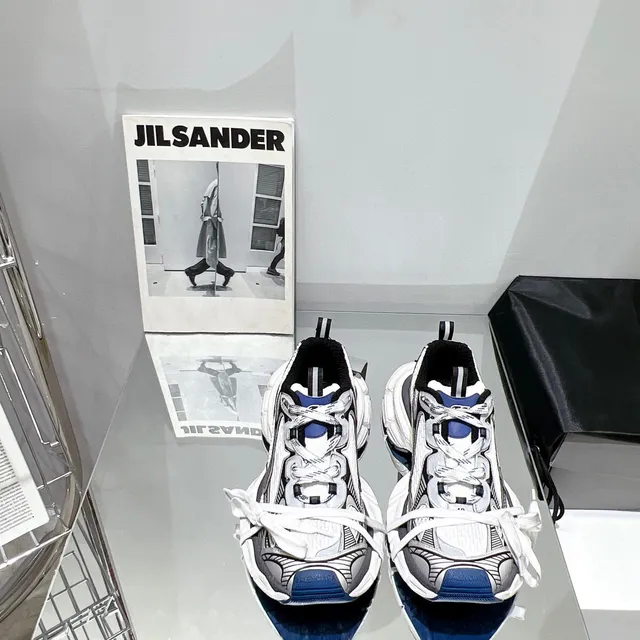 Balenciaga Track Trainer tênis chunky branco cinza preto azul 9