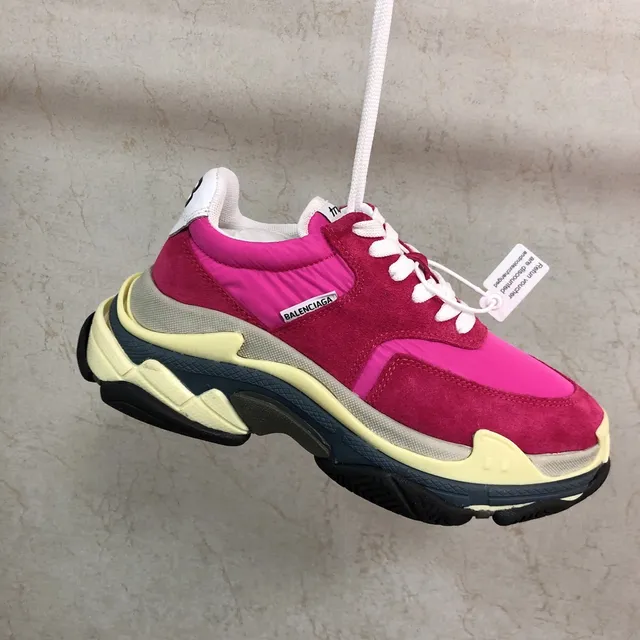 Balenciaga Triple S Tênis chunky fúcsia rosa amarelo cinza 5