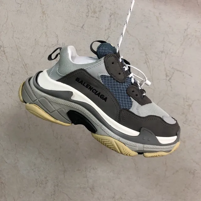 Balenciaga Triple S cinza azul amarelo chunky sneakers 5