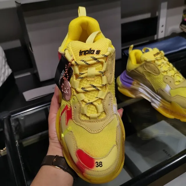 Balenciaga Triple S Amarelo Roxo Vermelho Salpicadura de tinta Tênis com sola grossa 2