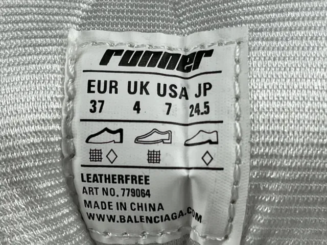 Balenciaga Branco e Vermelho Malha e Superposição Sintética Superior Esculturada Sola Multicamadas Sapatilhas Chunky 12