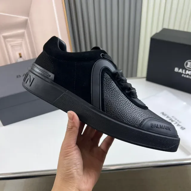 Balmain B-Court Sneakers Lifestyle Monocromo Negro 4