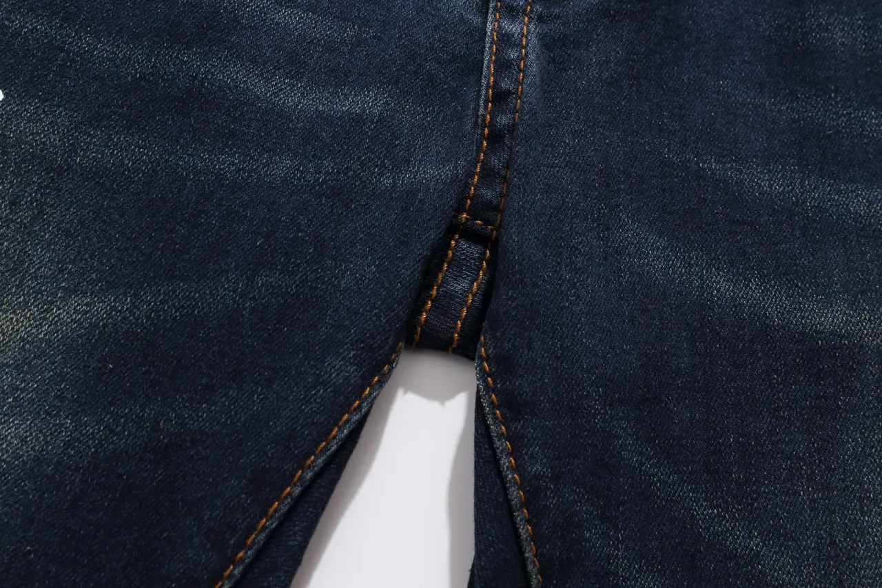 Balmain Shorts de Jeans Desgastados Indigo com Salpicos de Tinta 12