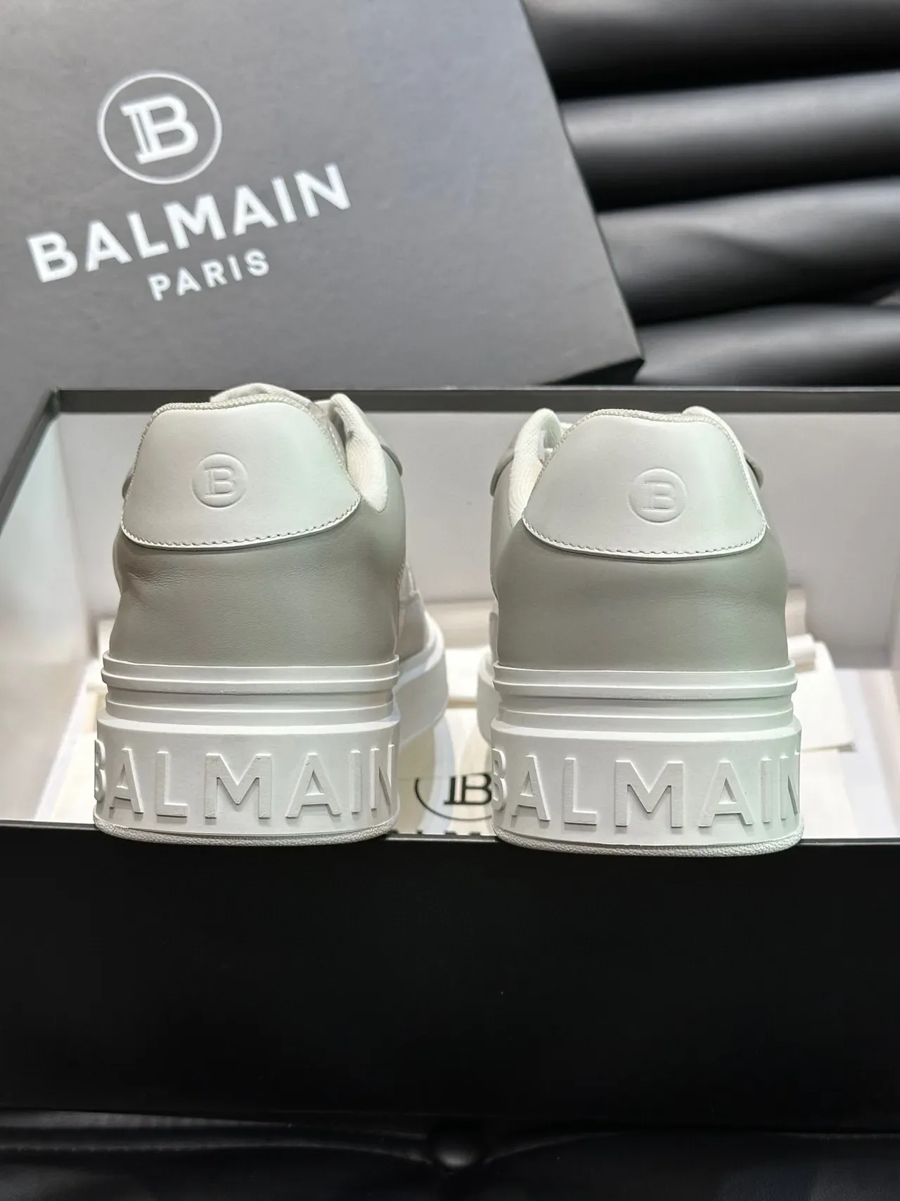 Balmain Gris Blanc Stratifié Cuir Et Maille Supérieure Semelle Plateforme Sculptée Sneakers Lifestyle 8