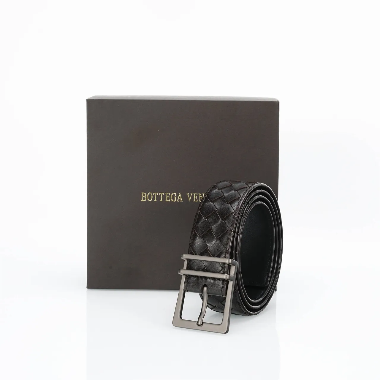 Bottega Veneta Cassette Intrecciato Ceinture en cuir noir 6