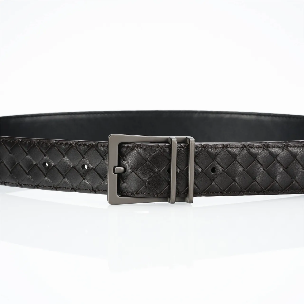 Bottega Veneta Cassette Intrecciato Ceinture en cuir noir 8