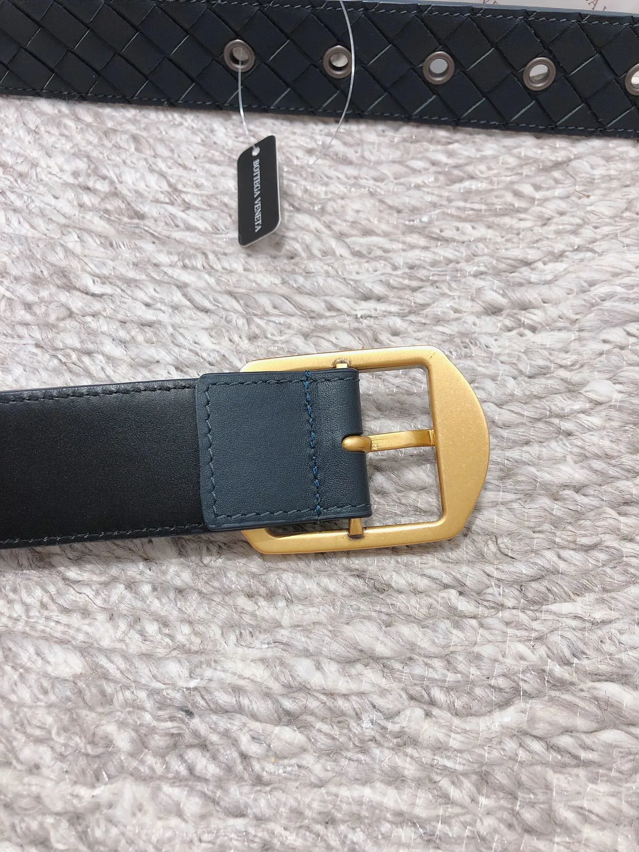 Bottega Veneta Cassette Intrecciato ceinture cuir bleu marine 3