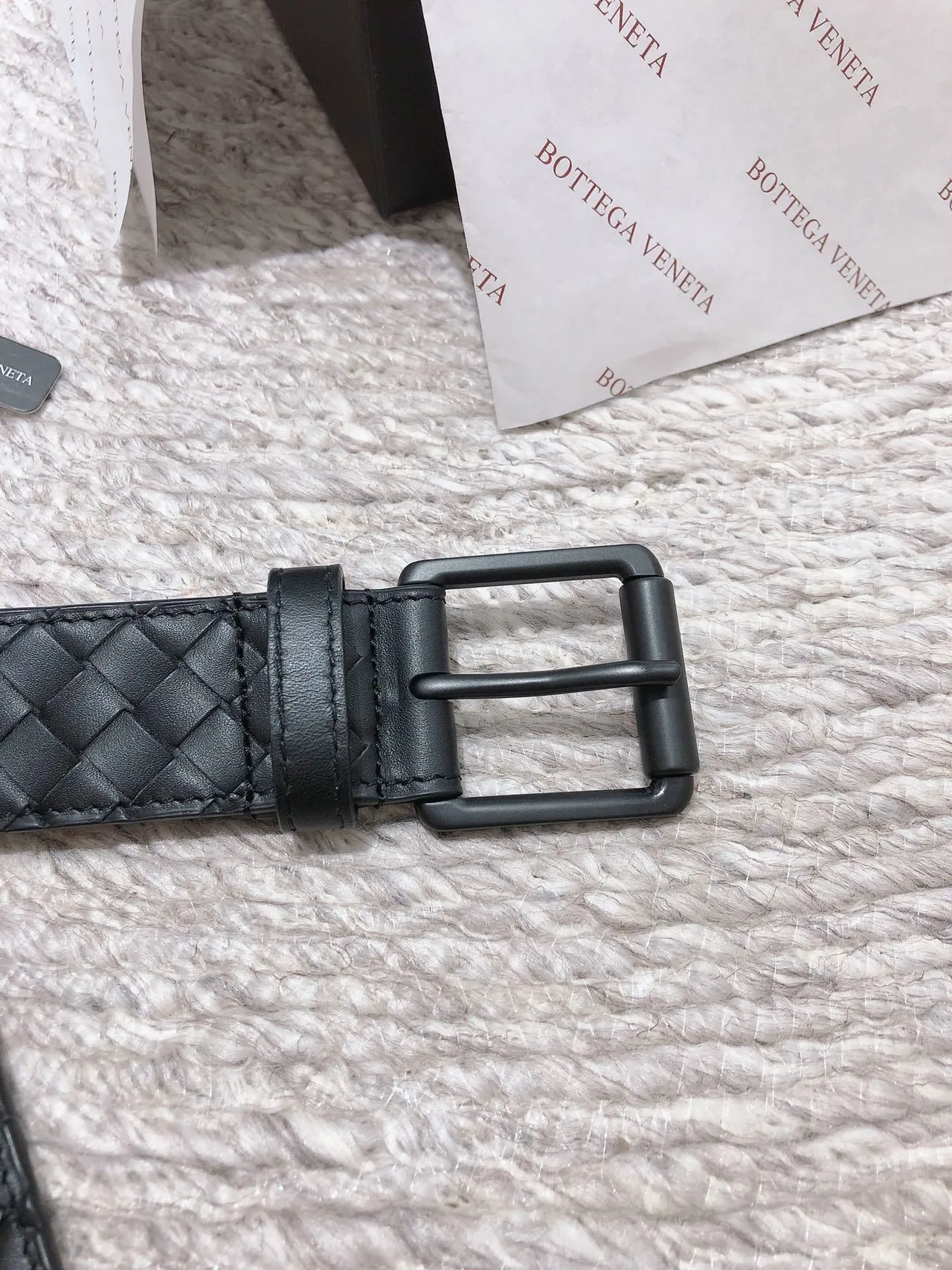 Bottega Veneta Intrecciato Ceinture en Cuir Noir Tressée avec Fermetures Mate 4