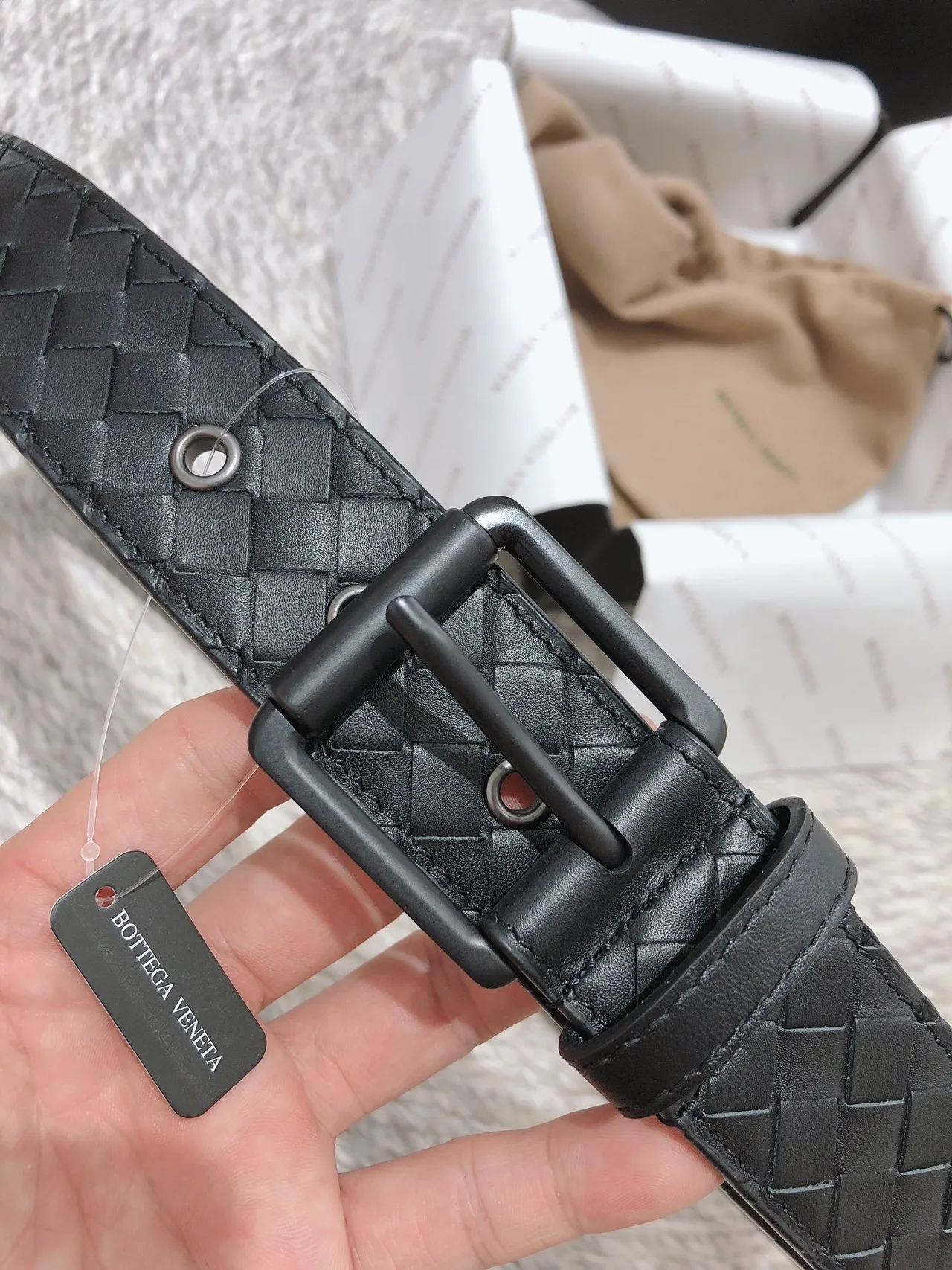 Bottega Veneta Intrecciato Ceinture en Cuir Noir Tressée avec Fermetures Mate 7