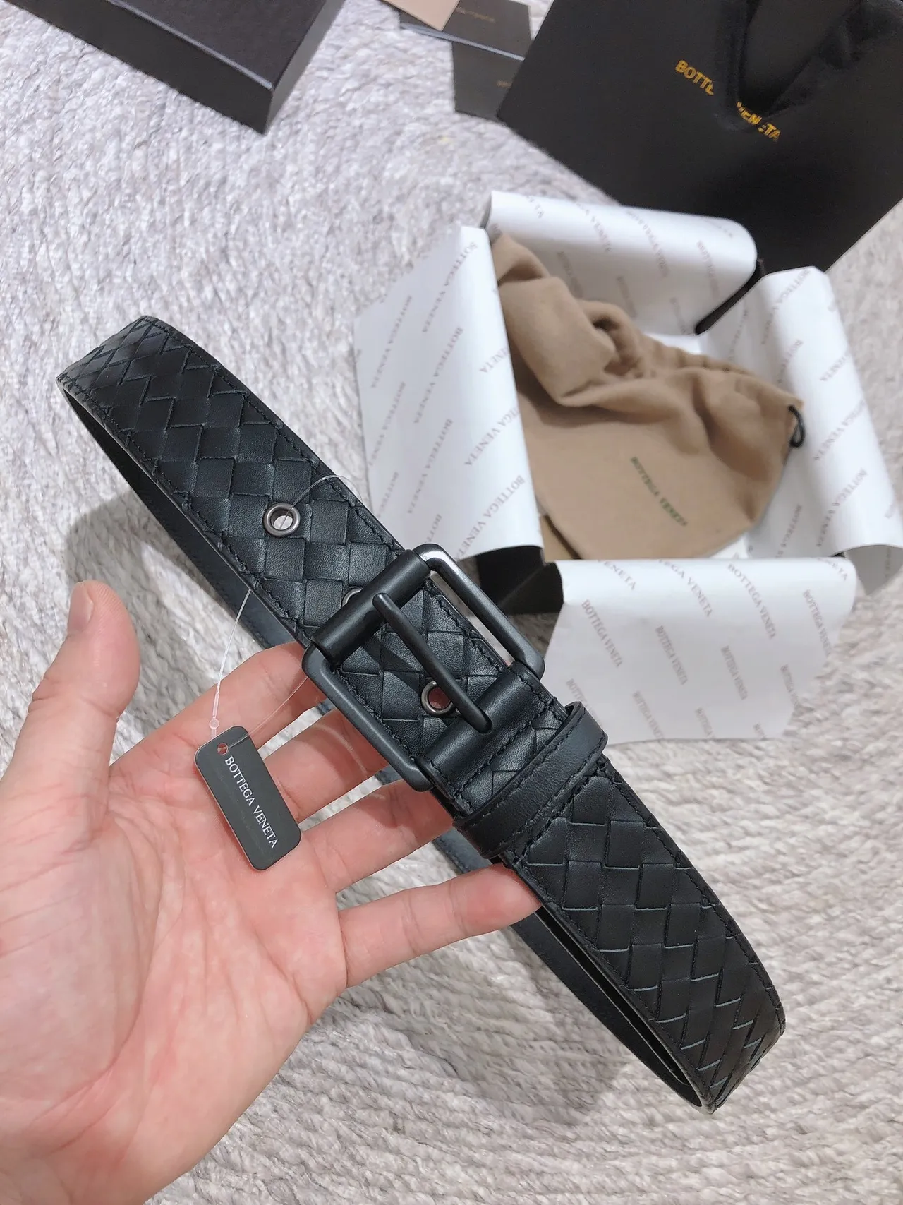 Bottega Veneta Intrecciato Ceinture en Cuir Noir Tressée avec Fermetures Mate 8