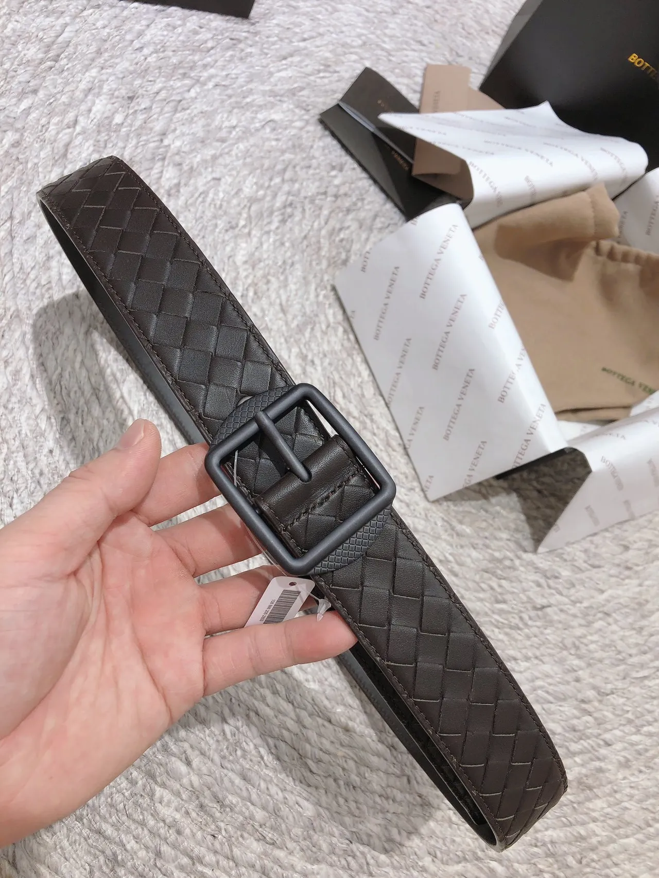 Bottega Veneta Intrecciato Cinto de couro marrom entrelaçado 8