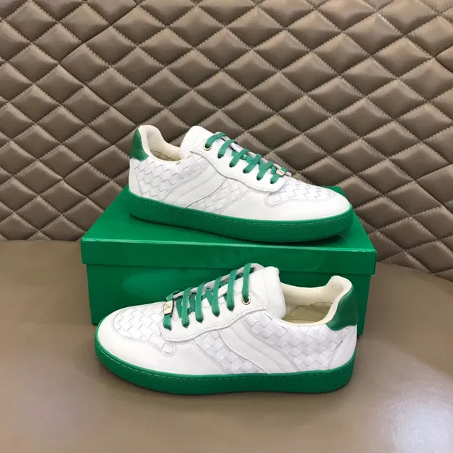 Bottega Veneta sneakers lifestyle blanc et vert en cuir tressé low-top 7