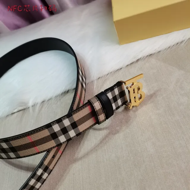 Burberry Bege Preto House Check tecido dourado Gold-Tone TB Monogram fivela cinto de couro 5