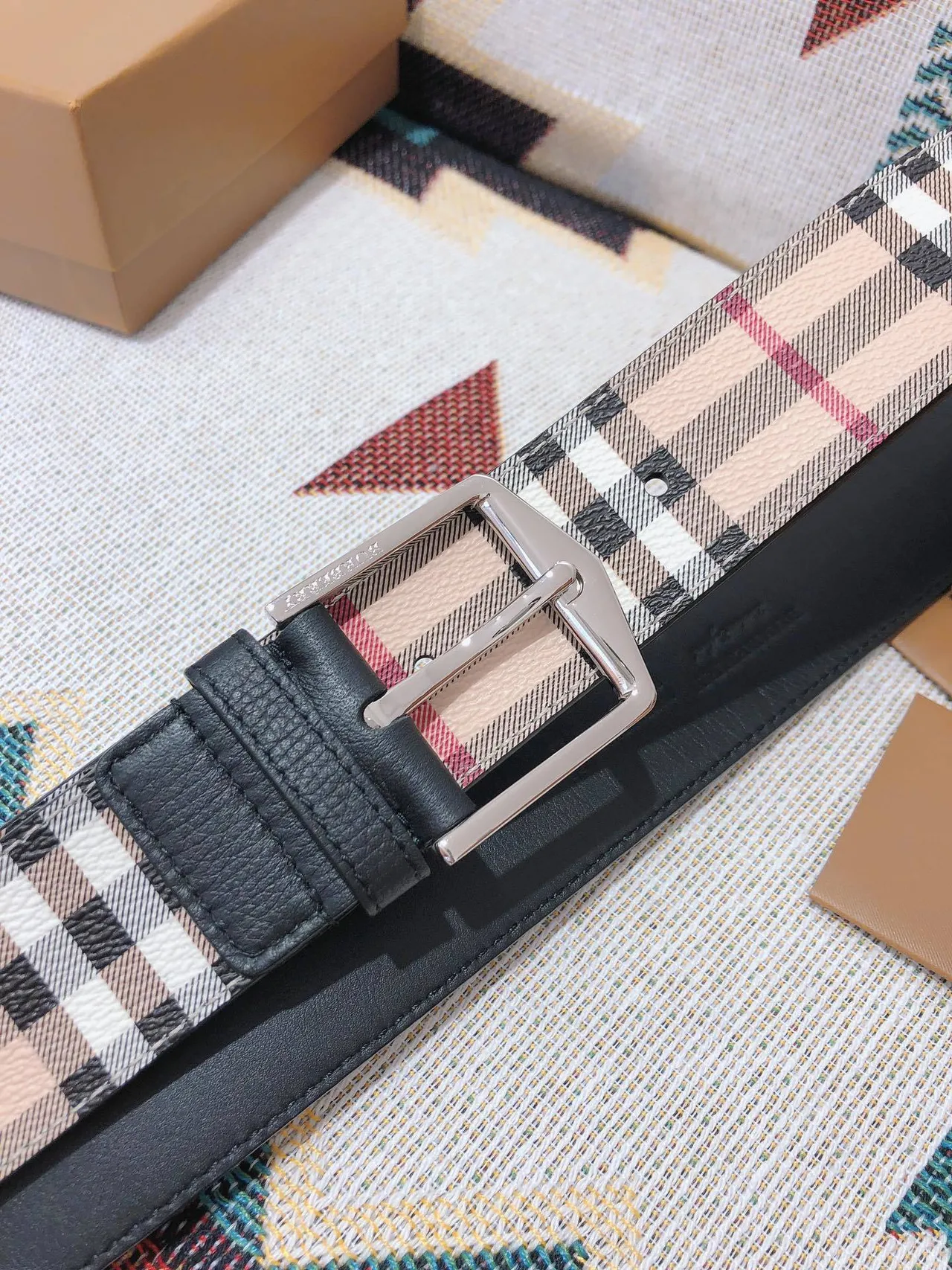 Burberry beige noir rétro carreaux toile finitions cuir ceinture 7