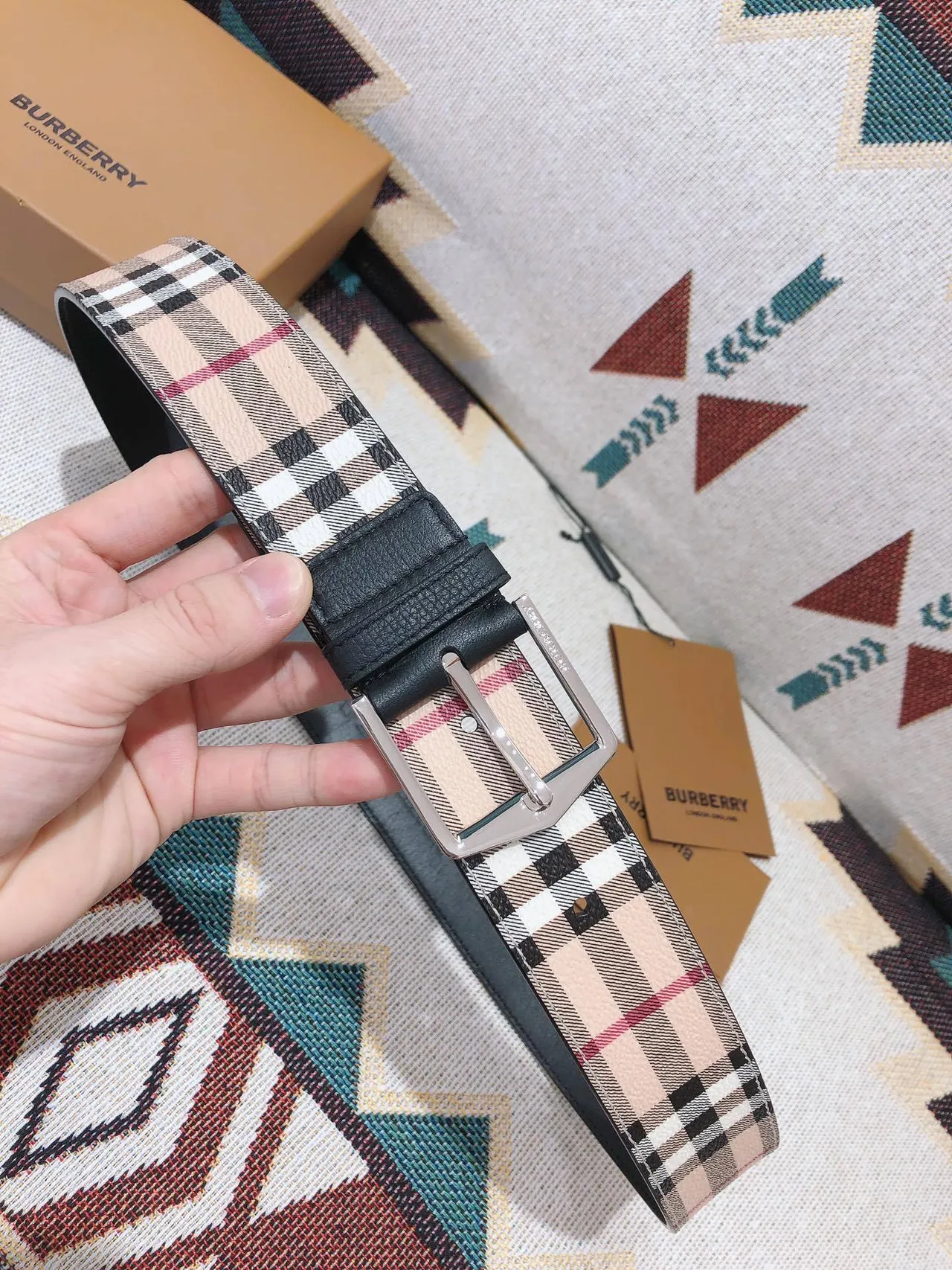 Burberry beige noir rétro carreaux toile finitions cuir ceinture 8