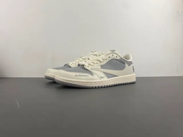 Burberry Beige Gray Low-Top Leather-and-Synthetic Upper Lifestyle Sneakers 10