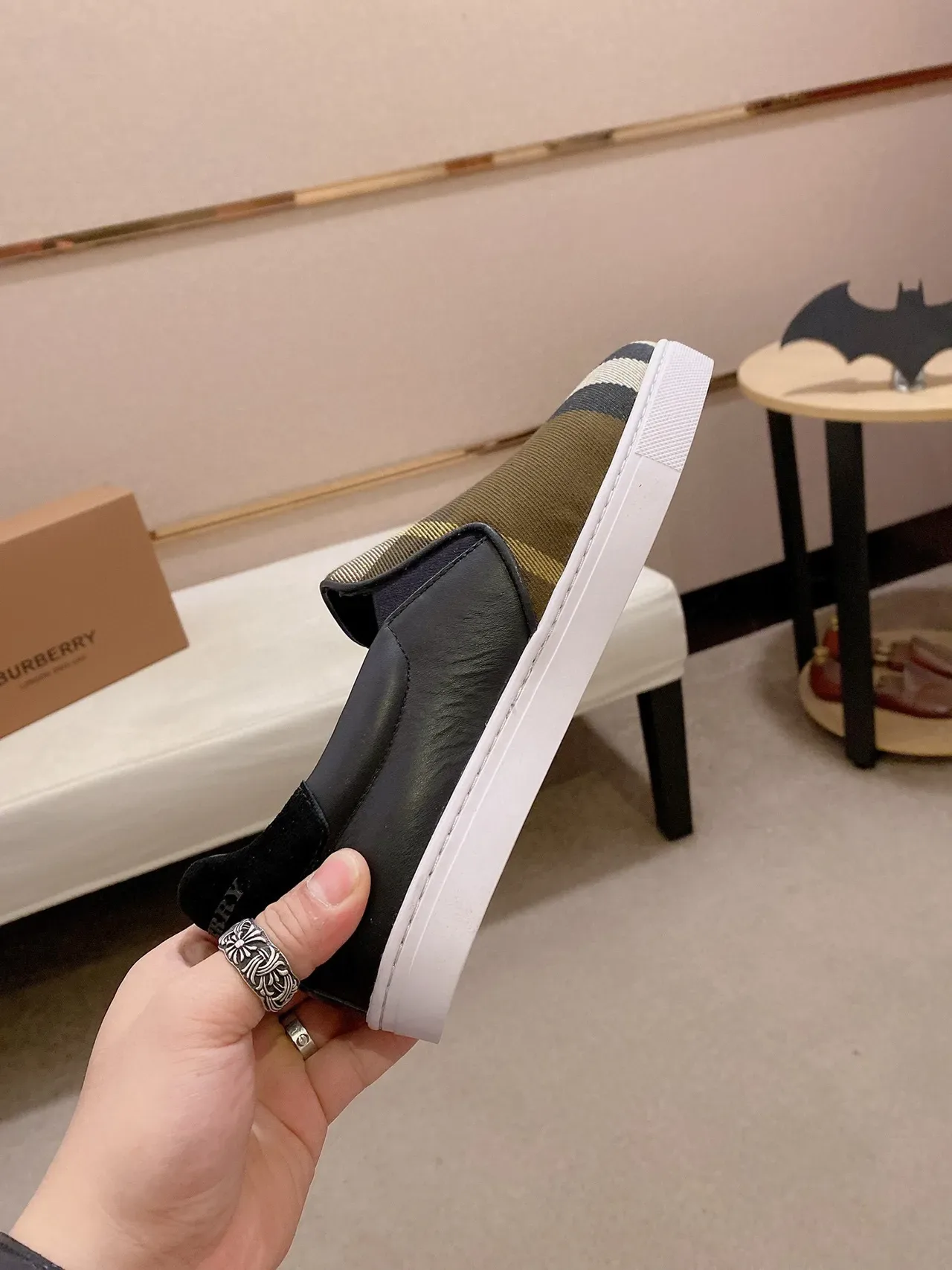 Burberry أسود متعدد الألوان slip-on مطبوعة بالمربعات أحذية رياضية نمط حياة 6