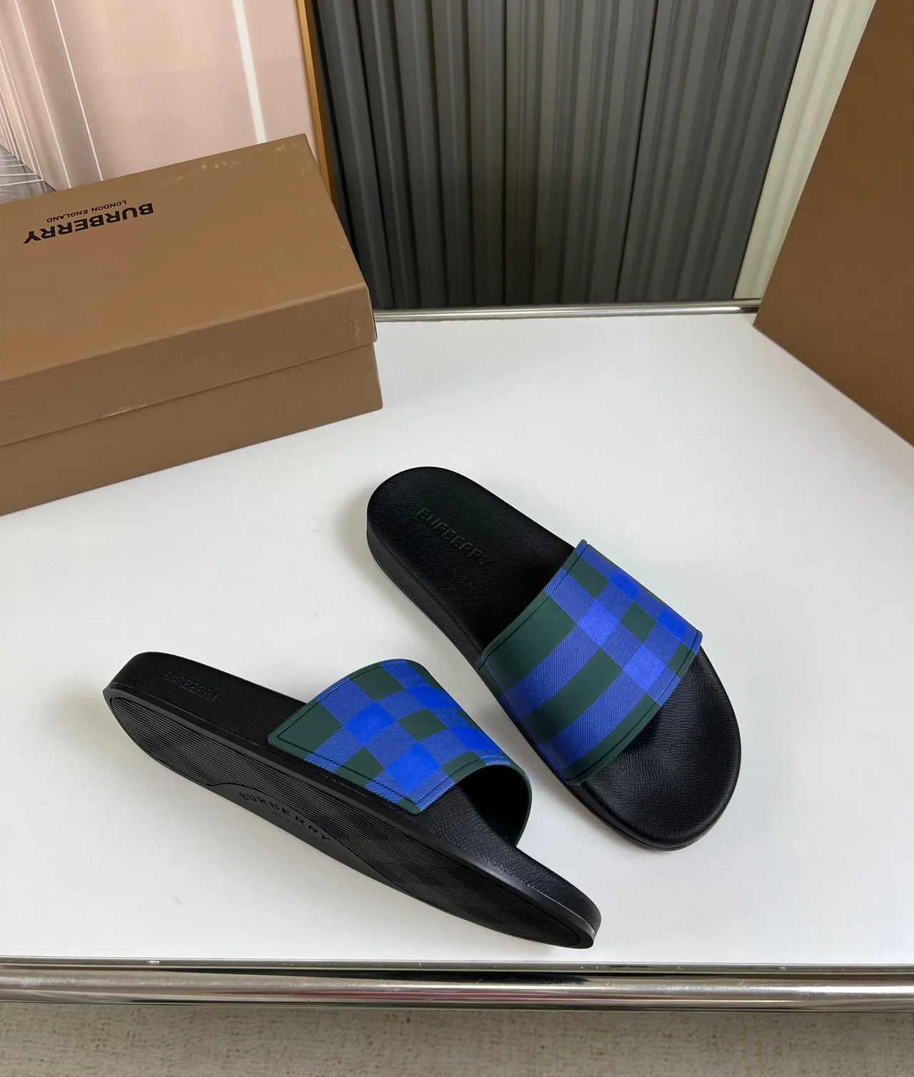 Burberry Check Strap Slide Slipper 6