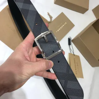 Burberry House Check भूरा काला चमड़े का पट्टा
