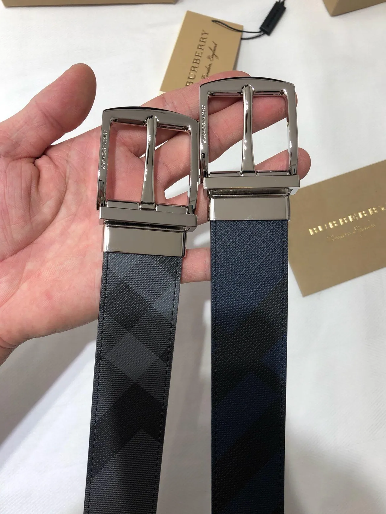 Burberry House Check Gray Black Leather Belt 3