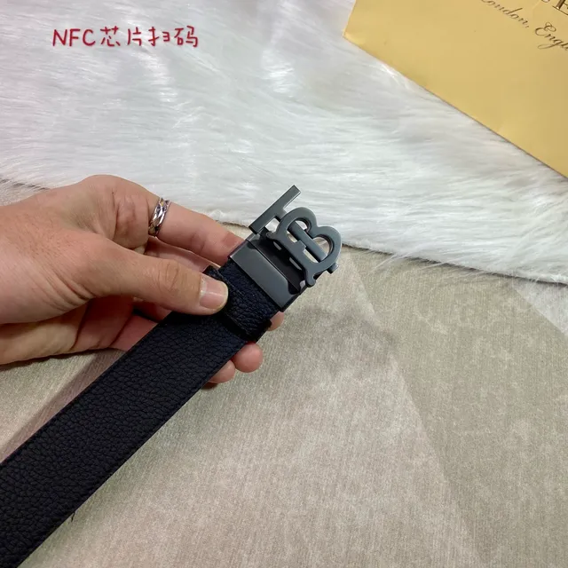 Burberry Knight Black Pebbled Leather Belt 2