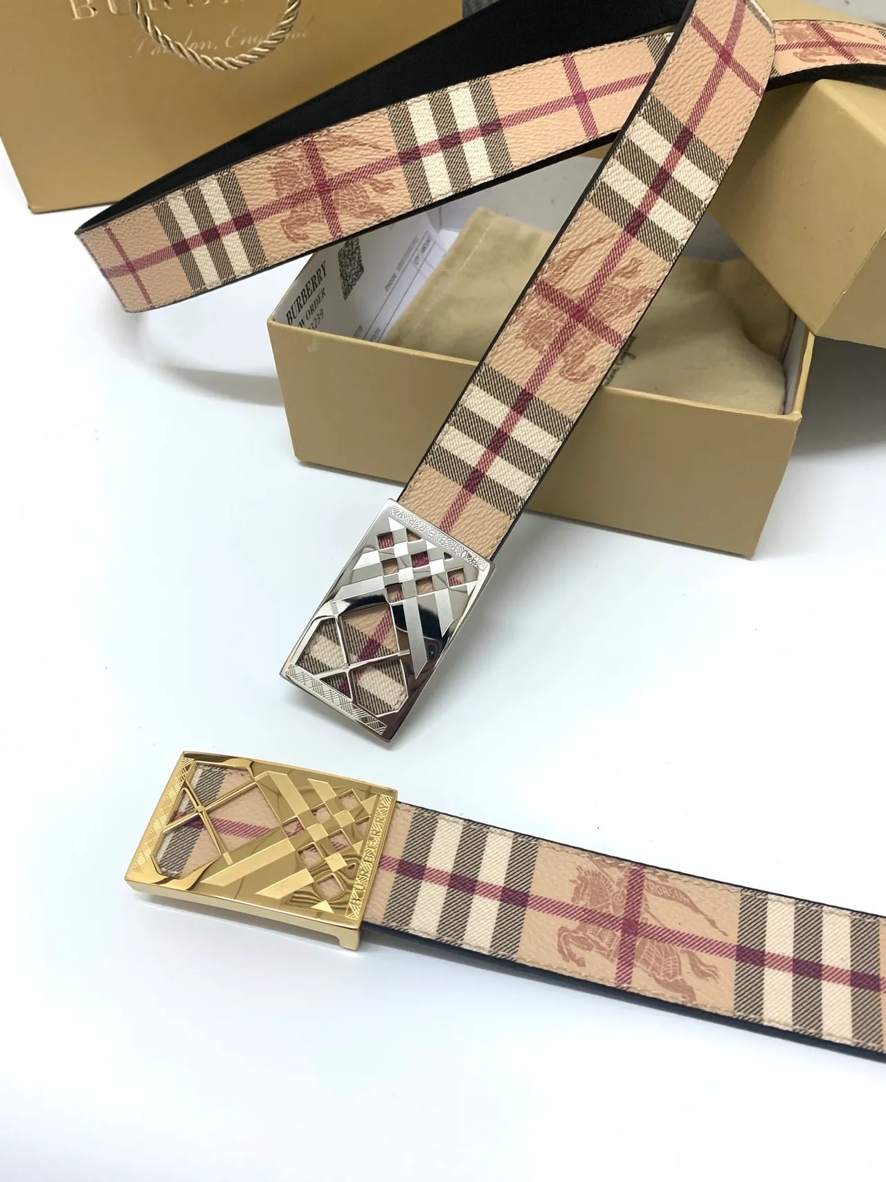 Burberry Knight Check Pattern Leather Belt 2