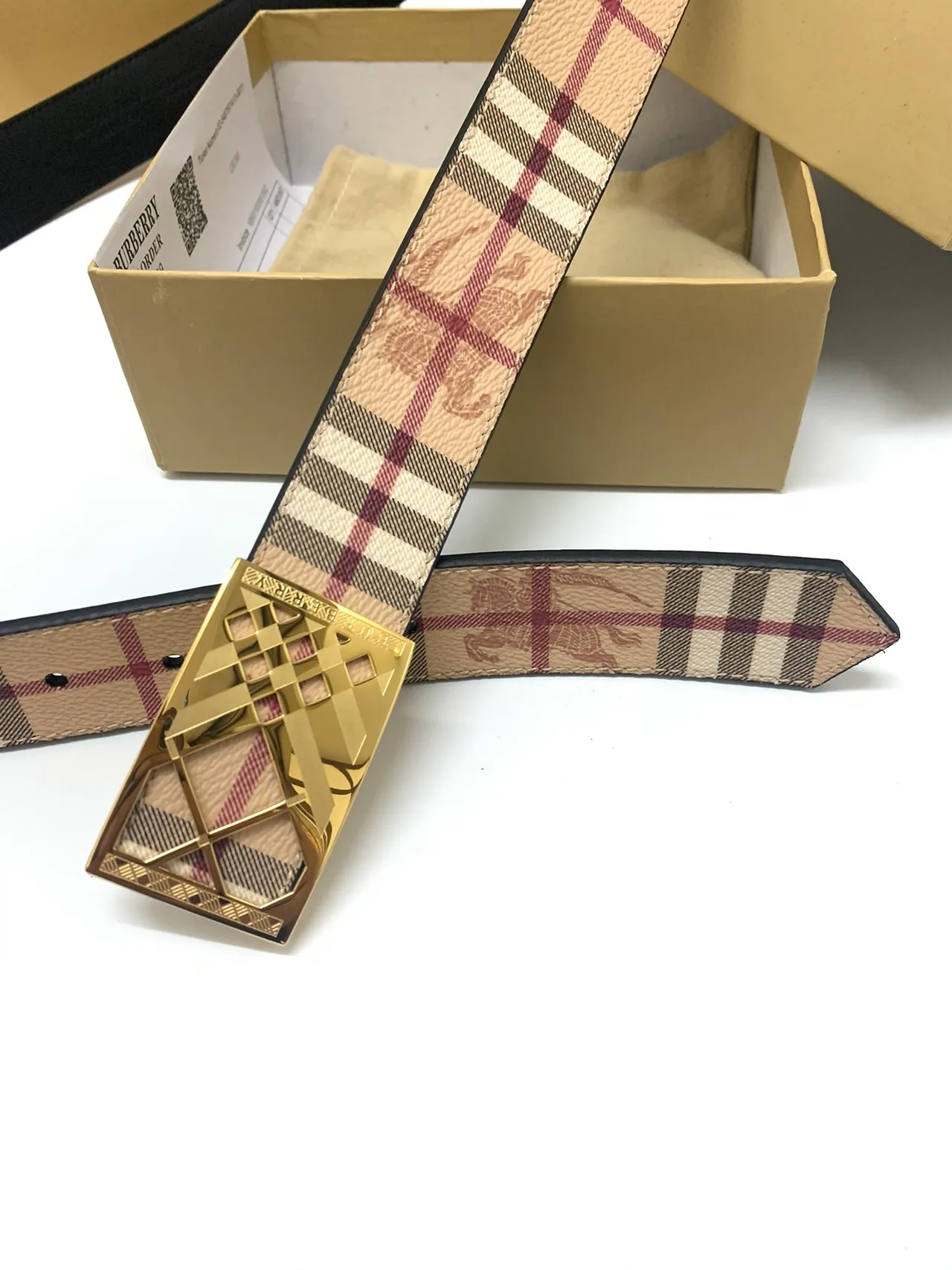 Burberry Knight Check Pattern Leather Belt 3