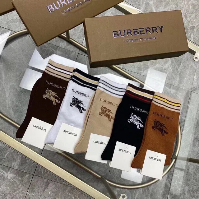Chaussettes Crew Burberry avec broderie de logo, rayures et manchette 9