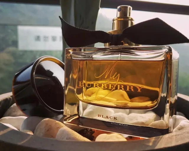 Burberry My Beige Gold Square-Cut Glass Bottle Cream Cap Perfume 4