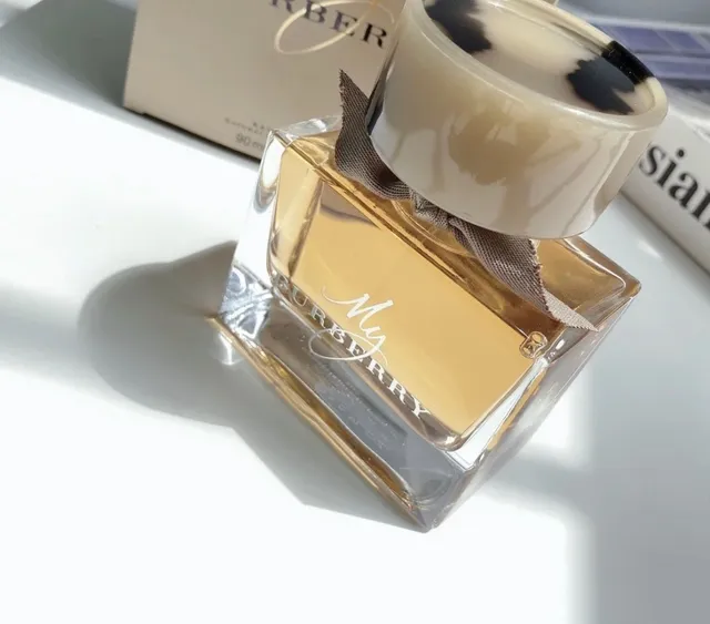 Burberry My Beige Gold Square-Cut Glass Bottle Cream Cap Perfume 6