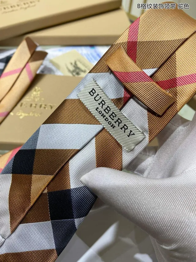 Burberry Nova Check and Haymarket Check Camel and Black Necktie 8