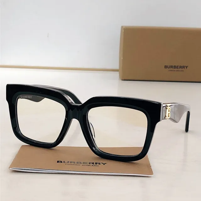 Burberry Oversized Square Tortoiseshell Sunglasses 4