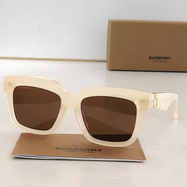 Burberry Oversized Square Tortoiseshell Sunglasses 6