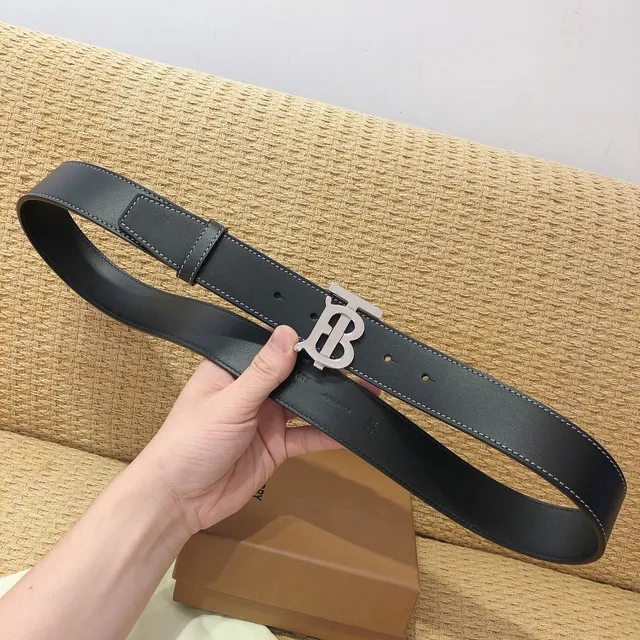 Burberry TB Ceinture Noire Blanche Boucle Monogram Couture Contraste Cuir Ceinture 8