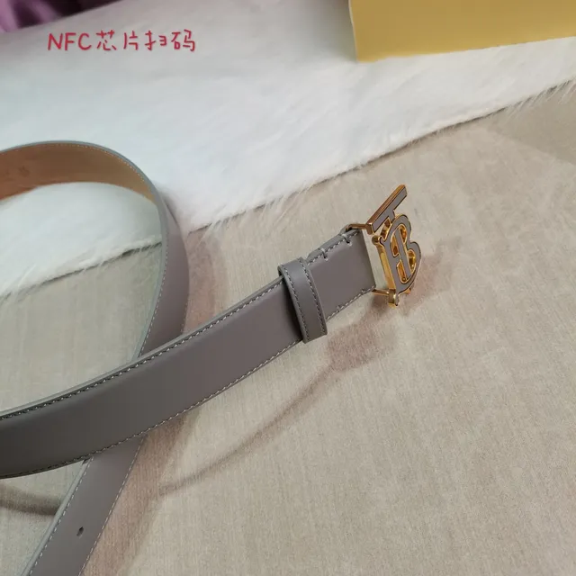Burberry TB Cinto de Couro Cinza e Tan 4