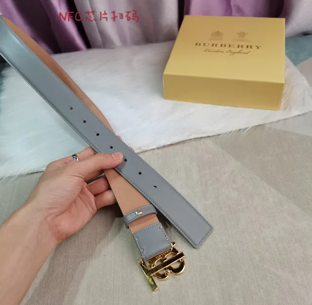 Burberry TB Cinto de Couro Cinza e Tan 6