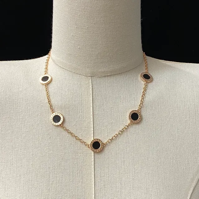 Bvlgari B.zero1 Chaîne or rose cinq disques circulaires sertis dans un bezel collier 4