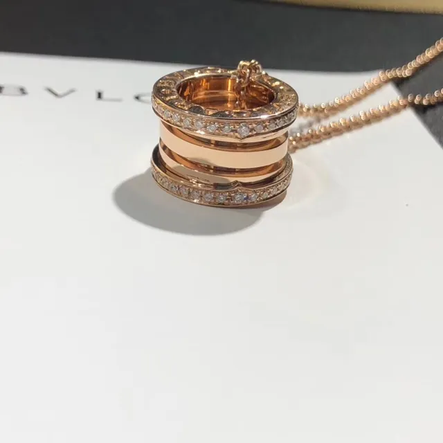 Bvlgari B.zero1 قلادة متعدد الحلقات مكسوة بالماس ذهب وردي 5