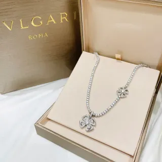 Bvlgari Fiorever Diamond-Paved Floral Motif Necklace