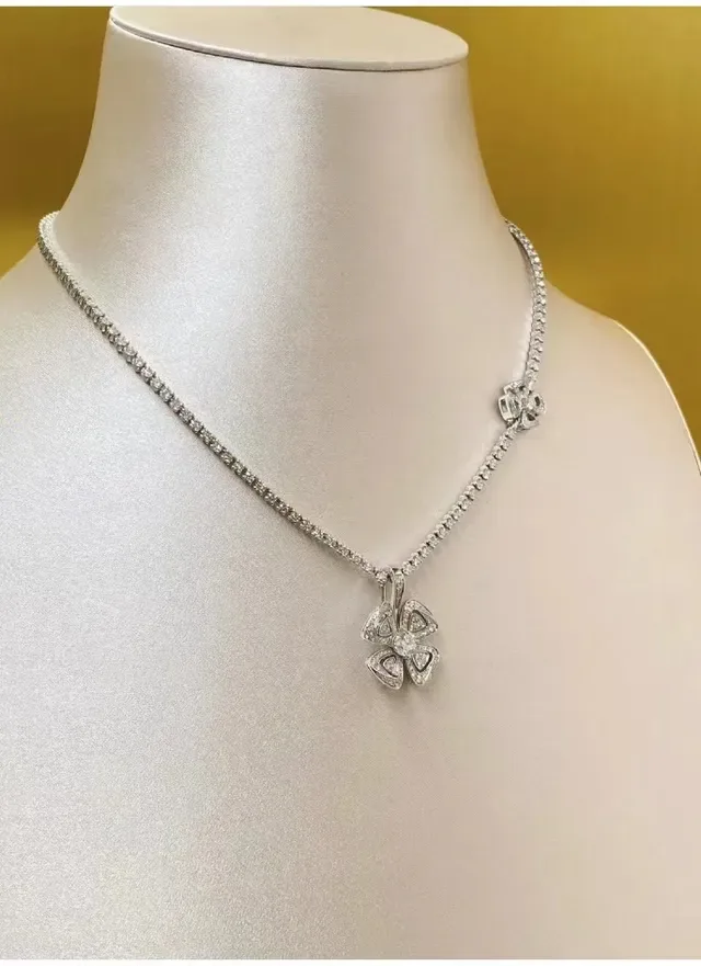 Bvlgari Fiorever Diamond-Paved Floral Motif Necklace 6