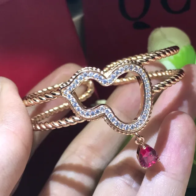 Bvlgari Bracelet chaîne corde tordue dorée pendentif cœur rouge 2