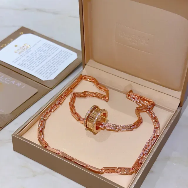 Bvlgari Pink Gold Rose Pavé Chain Cylindrical Ridged Pendant Necklace 6
