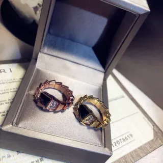 Bvlgari Serpenti-Inspired Dual-Tone Gold Black Enamel Pavé Diamond Rings