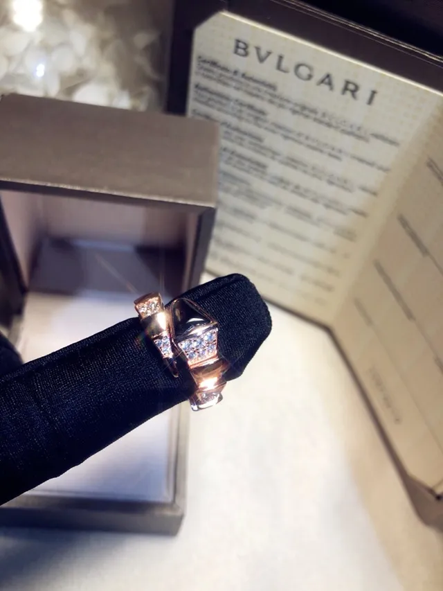 Bvlgari Serpenti-Inspiré Dual-Tone Or Noir Émaillé Pavé Diamants Bagues 3