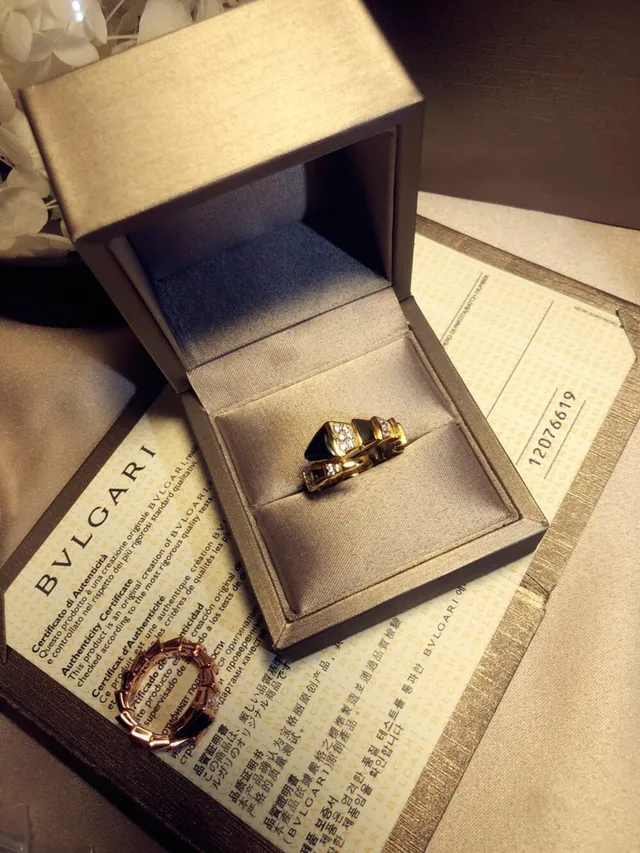 Bvlgari Serpenti-Inspiré Dual-Tone Or Noir Émaillé Pavé Diamants Bagues 8