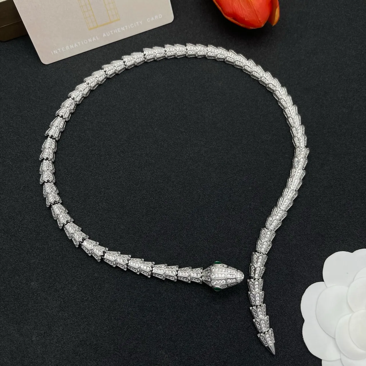 Bvlgari Serpenti Pavé Diamond and Emerald Snake Necklace 10
