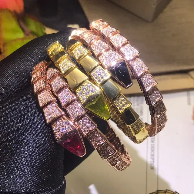 Bvlgari Serpenti سوار الماس الباڤيه والأونيكس الدوار 2