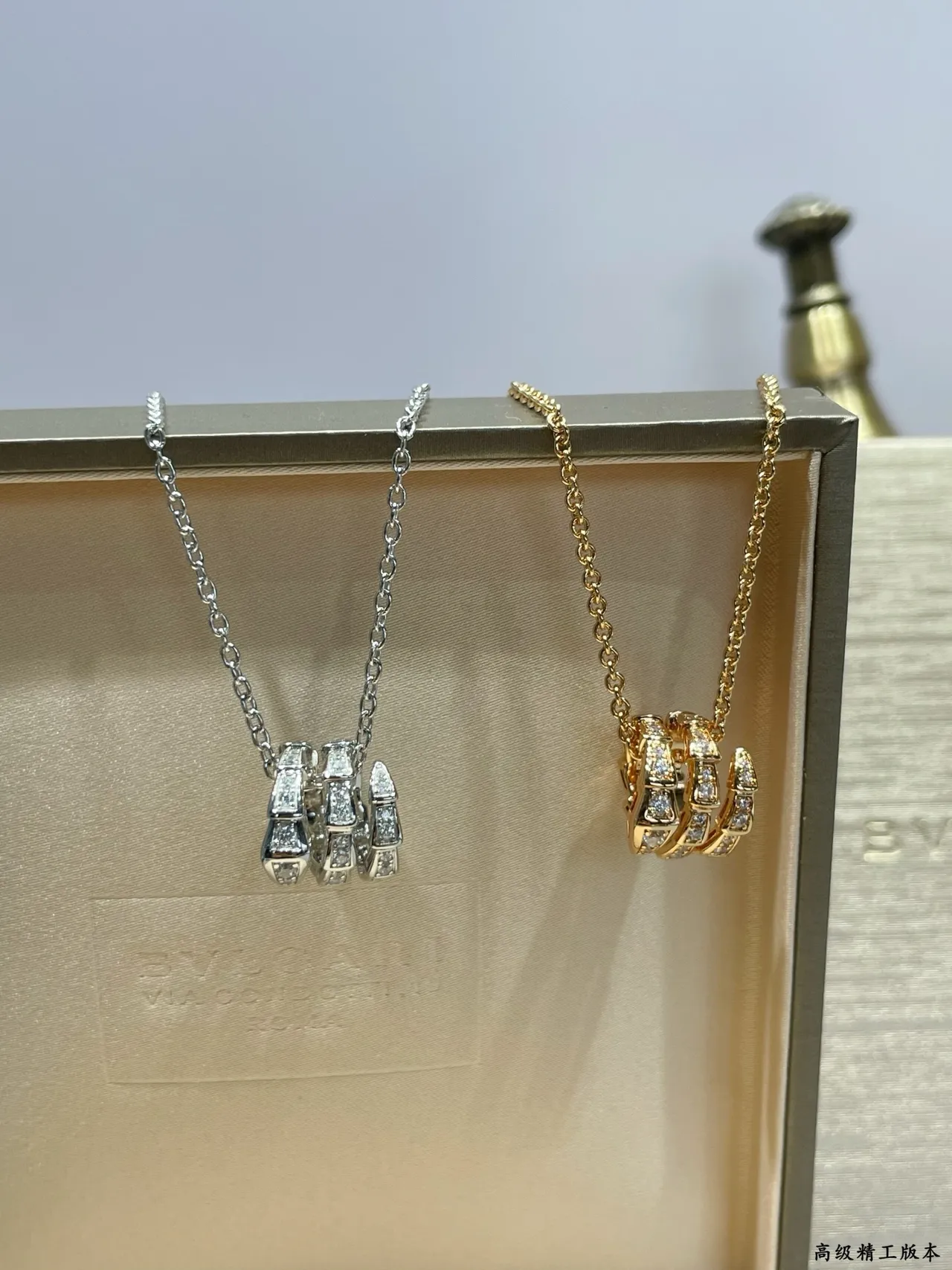 Bvlgari Serpenti Viper Pavé قلادة الماس 6