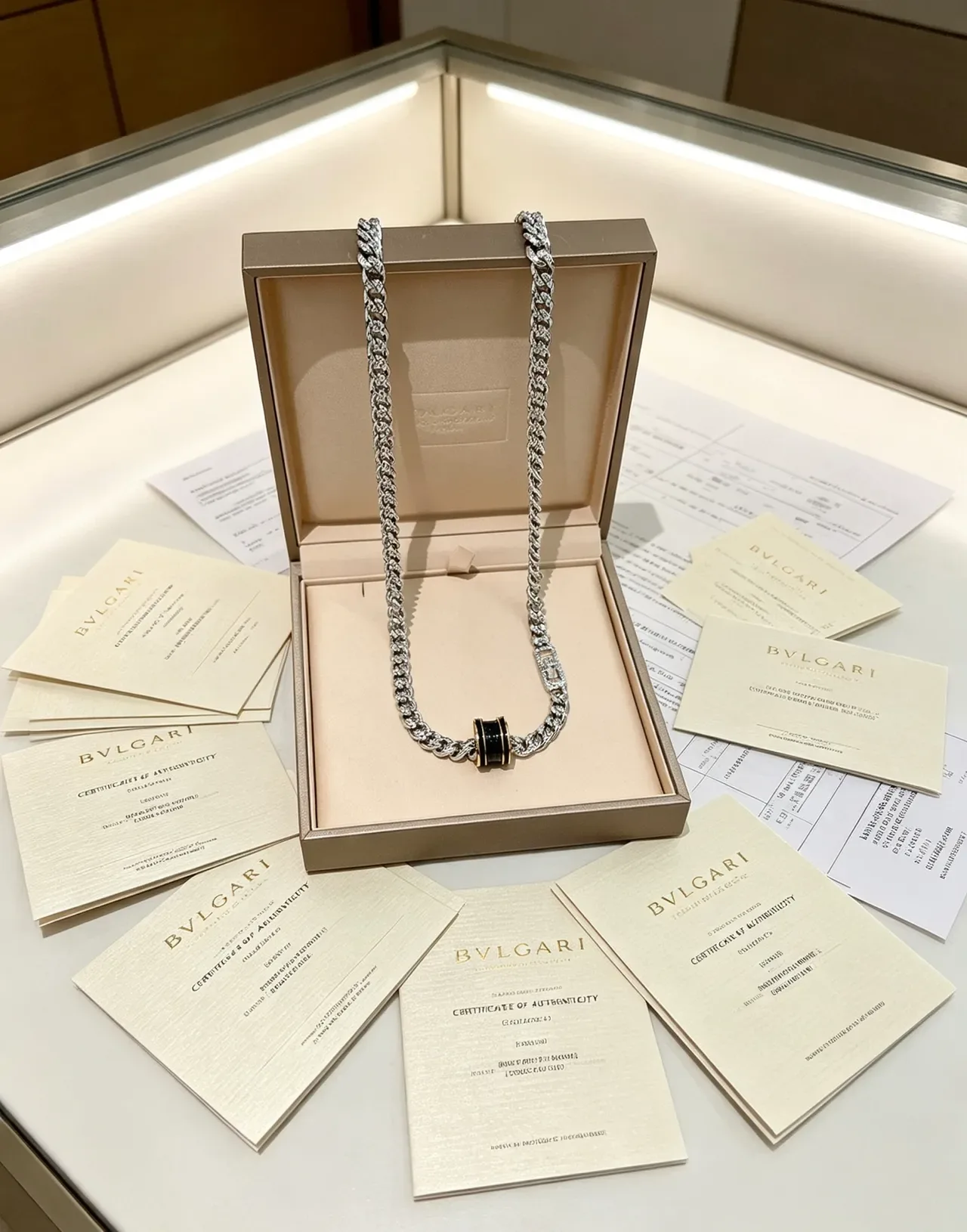 Collier Bvlgari Argent Noir Chaîne Curb-Link Pendentif Cylindrique 6